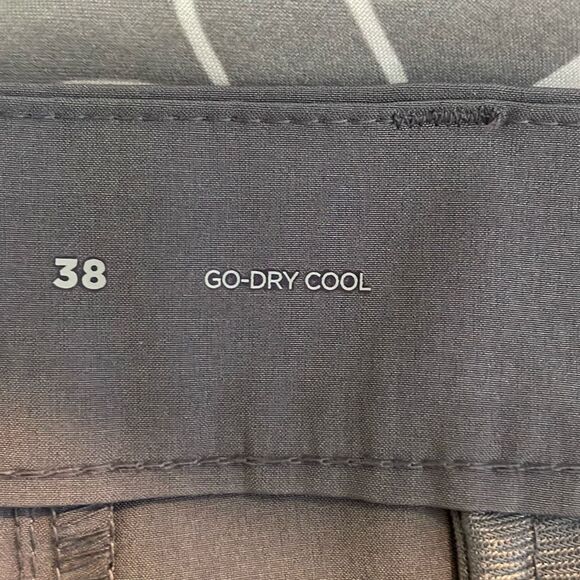 Old Navy 8" Slim Go-Dry Shade StretchTech Shorts Light Heather Gray Knit 38 - Picture 5 of 9